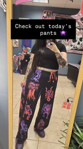 Customer photo review of Parade® Unisex Wide-Leg Pants