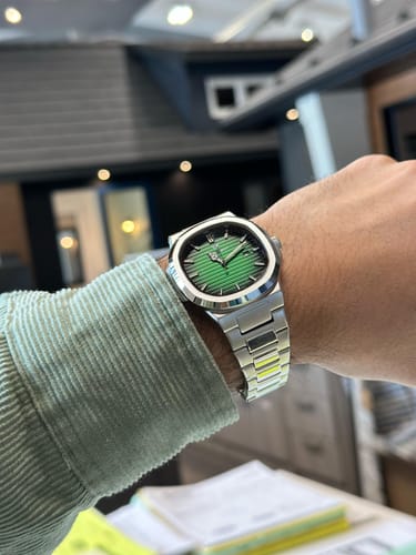 Customer photo review of Lucky Fours® Caspian