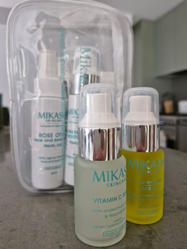 Customer photo review of Mikash trial size skincare set