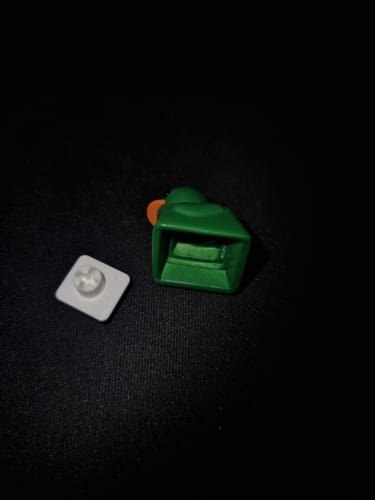 Customer photo review of Duckey Keycap
