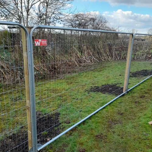 Customer photo review of Anti-Climb Round Top Temporary Fence Panel