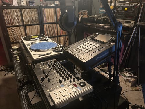 Customer photo review of Pioneer DJS-1000 Standalone Performance DJ Sampler - Black