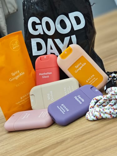 Customer photo review of Case & Lanyard Shake It Up