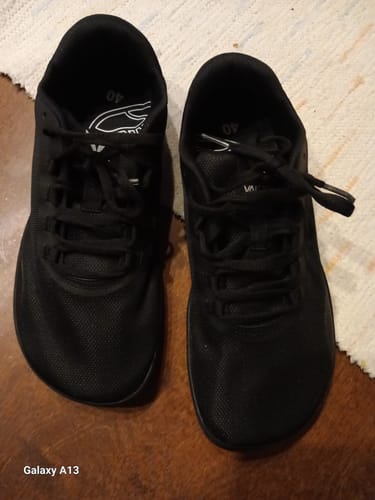 Customer photo review of Vaistoa Tahto -paljasjalkasalikengät