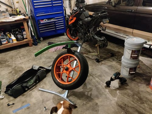 Customer photo review of Rabaconda Street Bike Tire Changer