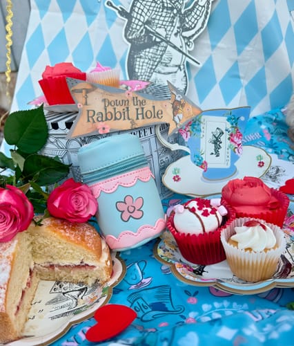 Chloe review of Treat Pouch - Mad Hatters Tea Party image 1 out of 5