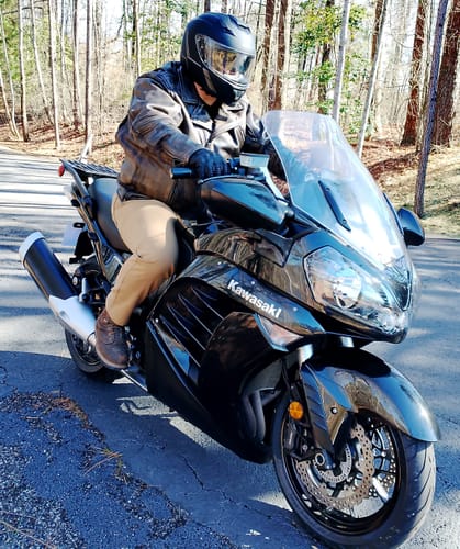 Customer photo review of Milwaukee Leather MLM1515 Men's Distressed Brown 'Triple Stitched' Beltless Motorcycle Leather Jacket