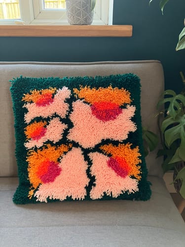 Customer photo review of Bloomin’ Lovely Latch Hook Cushion Kit