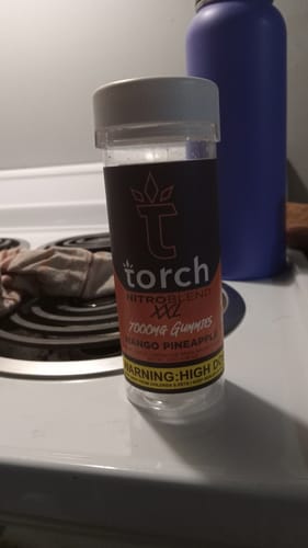 Customer photo review of Mango Pineapple - Torch Nitro Blend XXL Gummies 7000MG