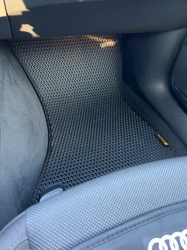 Joachim S. review of Auto Fußmatten nach Maß - Komplettset image 2 out of 3