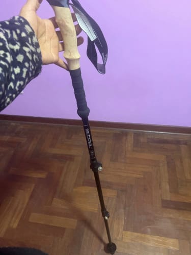 Customer photo review of 2 Stück Trekking stöcke Gehst öcke Alpen stock Teleskop Ultraleicht Premium verstellbar mit Quick Lock Wanders tock
