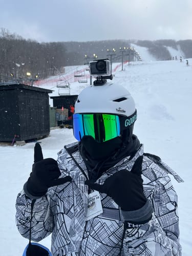Customer photo review of The Valorie Snow Goggle - Shred Green Lens