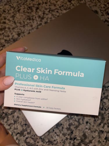 Customer photo review of Clear Skin Formula + HA