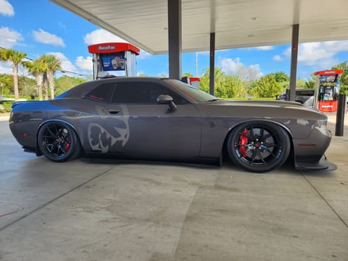 Customer photo review of RV-MR05 DEEP CONCAVE MONOBLOCK FORGED WHEELS