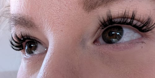 Customer photo review of All you need is Lashes - Valentinstags Bundle