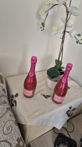 Customer photo review of AVIVA RED ROSE