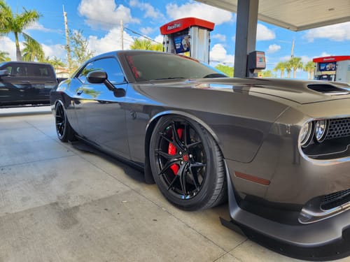 Customer photo review of RV-MR05 DEEP CONCAVE MONOBLOCK FORGED WHEELS