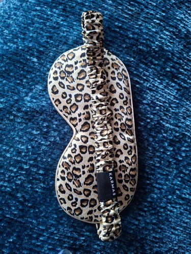 Customer photo review of Antifaz Seda Mulberry