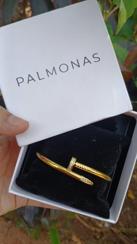 Customer photo review of Nail Bangle Bracelet