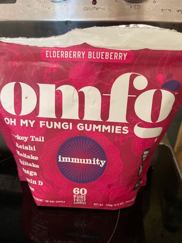 Customer photo review of 5 Mushroom Blend Immunity Gummies