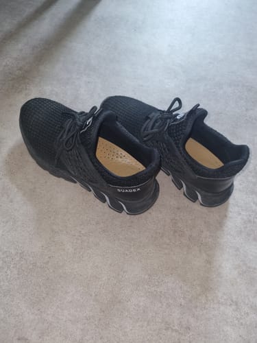 Customer photo review of FansGemacht Outdoor Männer Anti-slip Deodorant Stahl Punktion Beweis Schuhe