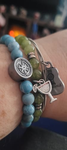 Customer photo review of GUITAR STRING - “MARGARITAVILLE”