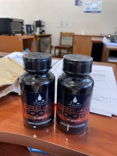 Reseña con foto de un cliente sobre EREBOOST | 60 Cápsulas