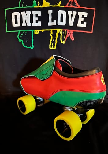 Customer photo review of MyBonts Envy Carbon Speed Skate Boots