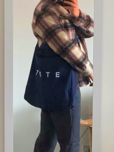 Customer photo review of Navy Blue TØTE Bag