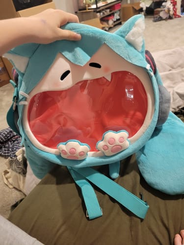 Customer photo review of Hatsune Miku Cat NyaNya Plush Ita Backpack