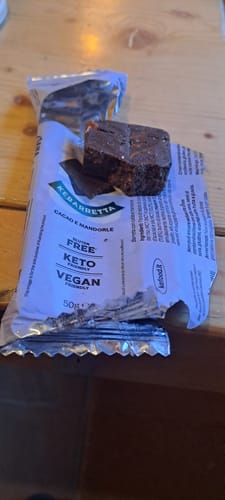 Customer photo review of BARRETTA CACAO E MANDORLA PROTEICA KETO VEGAN BOX 12PZ