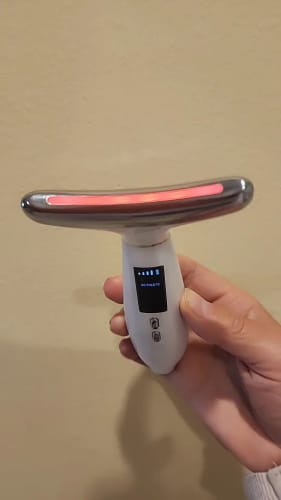 Customer photo review of LiftGlow: EMS Facial Lifting Massager & Neck Beauty Device