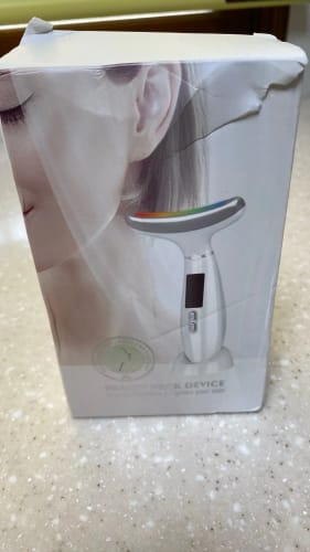 Customer photo review of LiftGlow: EMS Facial Lifting Massager & Neck Beauty Device