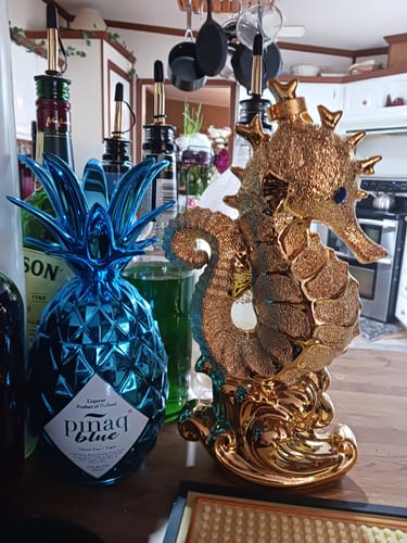 Customer photo review of Seahorse Mizunara Cask Japanese Whisky