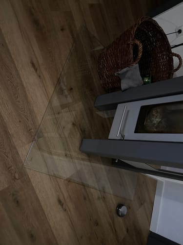 Customer photo review of Glasplatte Kamin, Funkenschutzplatte Glas für Kaminofen - Quadrat