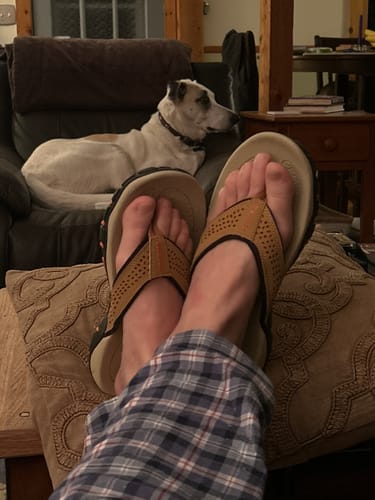 Customer photo review of Ramble Lite - Wide Toe Slippers