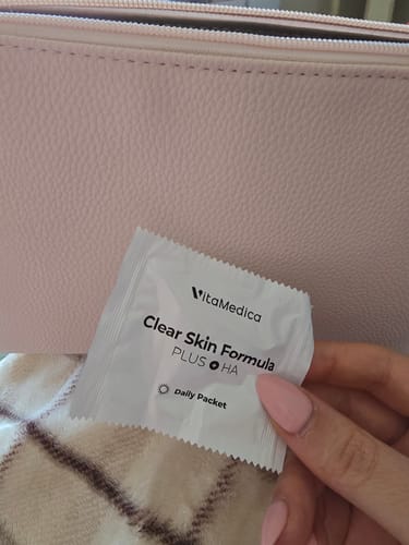 Customer photo review of Clear Skin Formula + HA