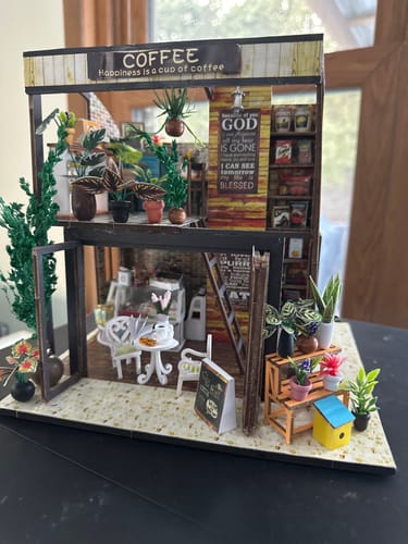 Customer photo review of This Month's Craft DIY Subscription Box 3