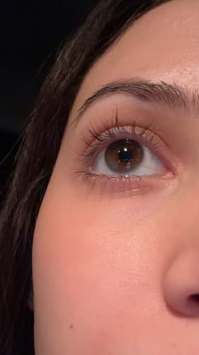 Customer photo review of Sérum pour croissance de cils - Des cils plus longs et plus épais naturellement !