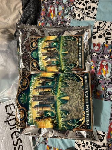 Customer photo review of Jet Fuel OG - Greenhouse THCA Smalls