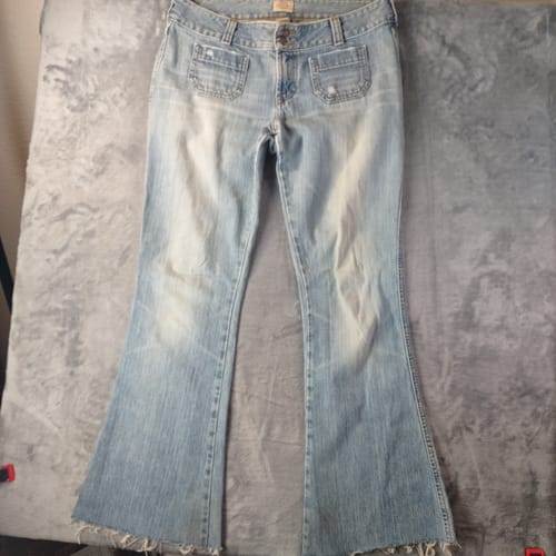 Customer photo review of DRAFT 40: Abercrombie & Fitch Secondhand Women's