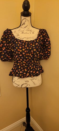 Customer photo review of Madewell Women's Secondhand Wholesale Clothing