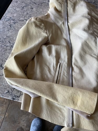 Customer photo review of Clyde’s Leather Recoloring Balm