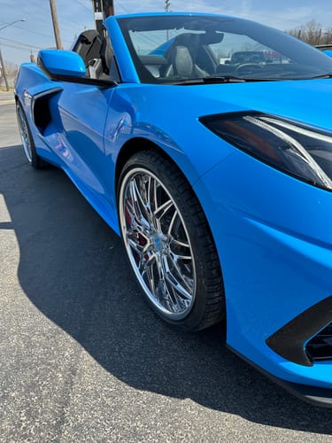 Customer photo review of CUSTOM 2-PIECE FORGED CORVETTE WHEELS: RV-T081