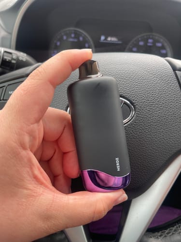 Customer photo review of Nerdz CBD Vape Pen