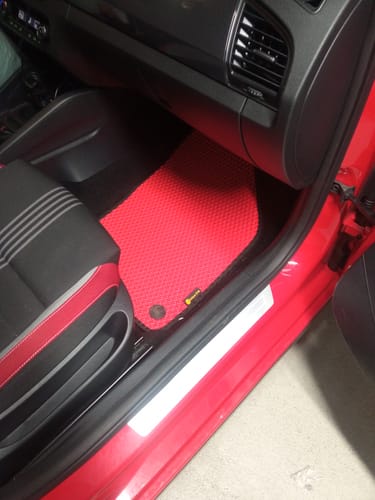 Ulrich G. review of Auto Fußmatten nach Maß - Vorne image 2 out of 2