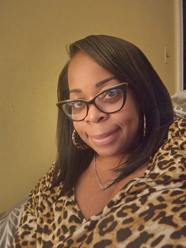 Customer photo review of Freetress Equal Synthetic Natural Me Drawstring Fullcap Half Wig - NATURAL ROLLER SET