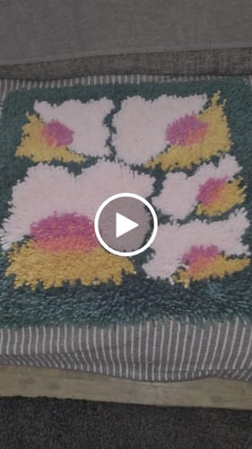 Customer video review of Bloomin’ Lovely Latch Hook Cushion Kit