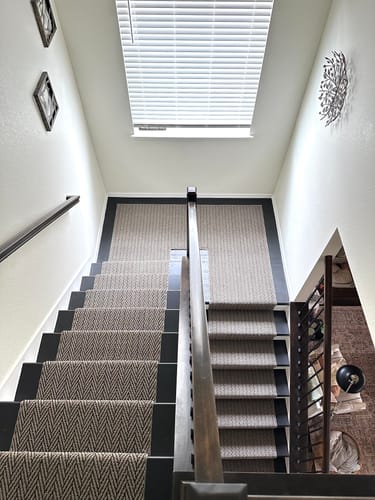 Customer photo review of Anderson Tuftex Cafe Noir Herringbone Stair Runner Landing