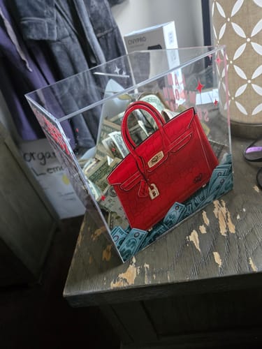 Customer photo review of Luxe Red | $10k Smashbox